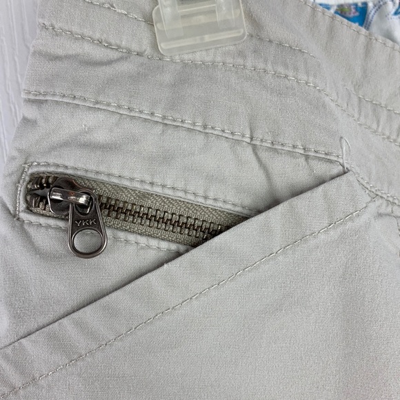 Lee Below the Waist Capri Pants - Picture 3 of 11